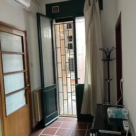 Alloggio in famiglia 旅途之家 *